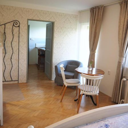 U Vaclava Apartment Knezeves  ภายนอก รูปภาพ
